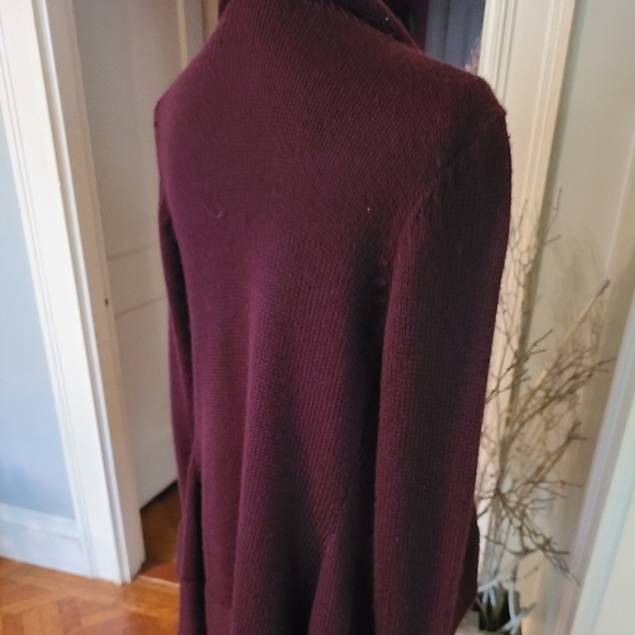 Moda International vintage sweater hp🔥🔥🔥 - Picture 6 of 7